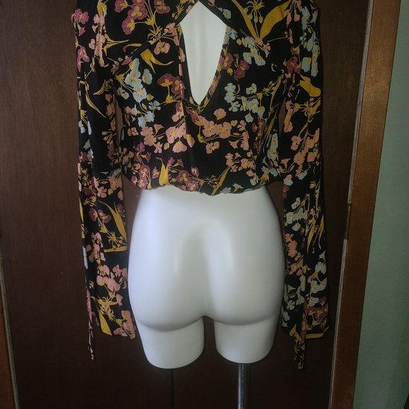 Small gypsy boho crop top - Picture 4 of 5